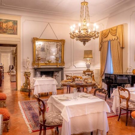 Palazzo Cavagna Sangiuliani Bed & Breakfast Bereguardo Luaran gambar