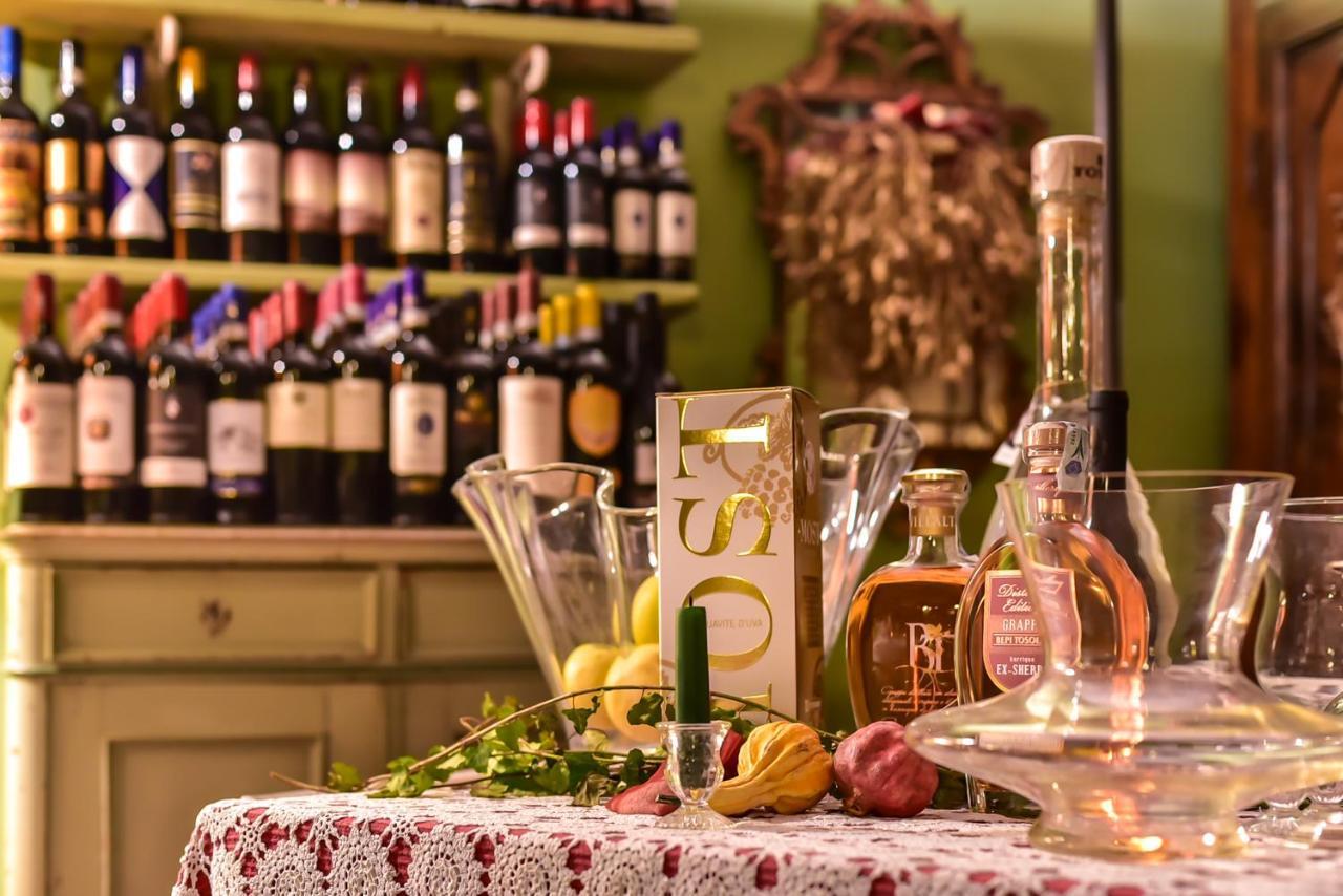 Palazzo Cavagna Sangiuliani Bed & Breakfast Bereguardo Luaran gambar