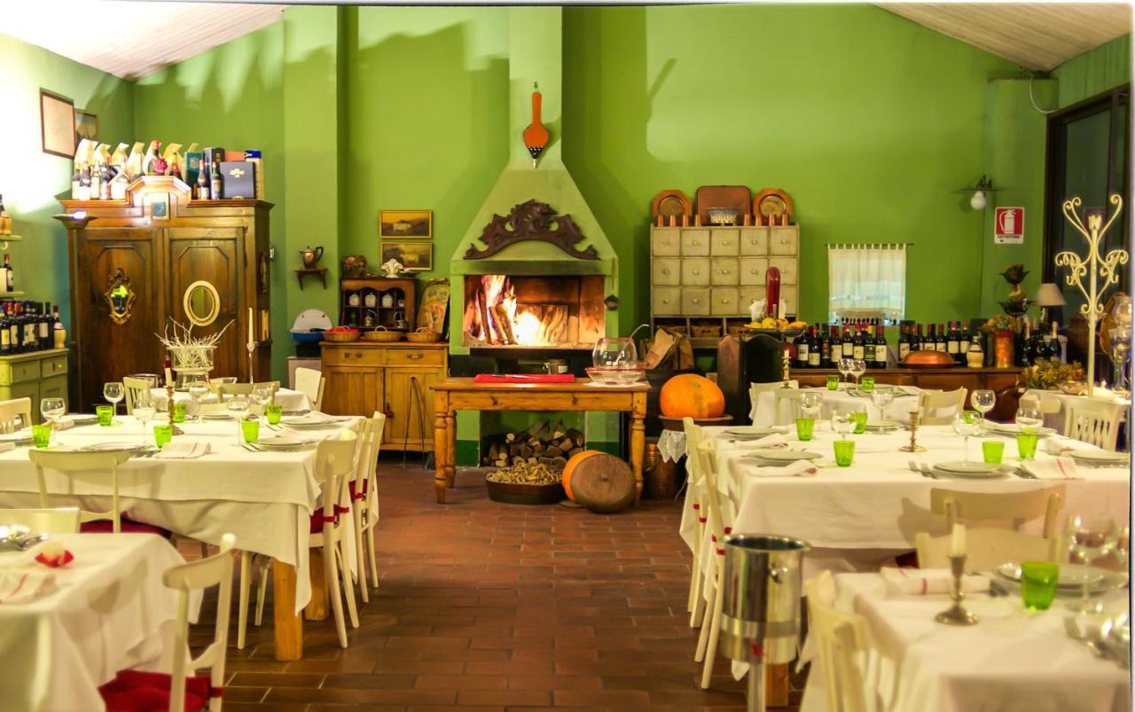 Palazzo Cavagna Sangiuliani Bed & Breakfast Bereguardo Luaran gambar