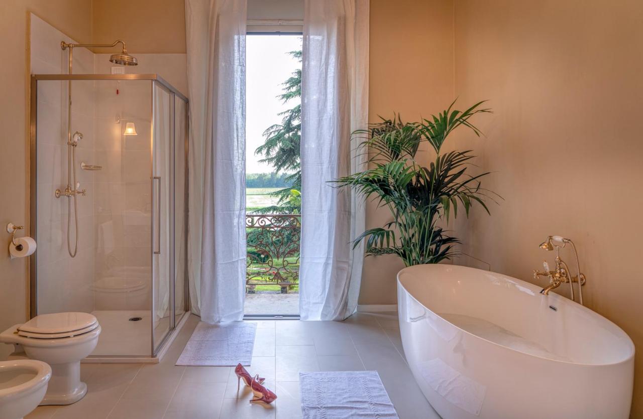 Palazzo Cavagna Sangiuliani Bed & Breakfast Bereguardo Luaran gambar