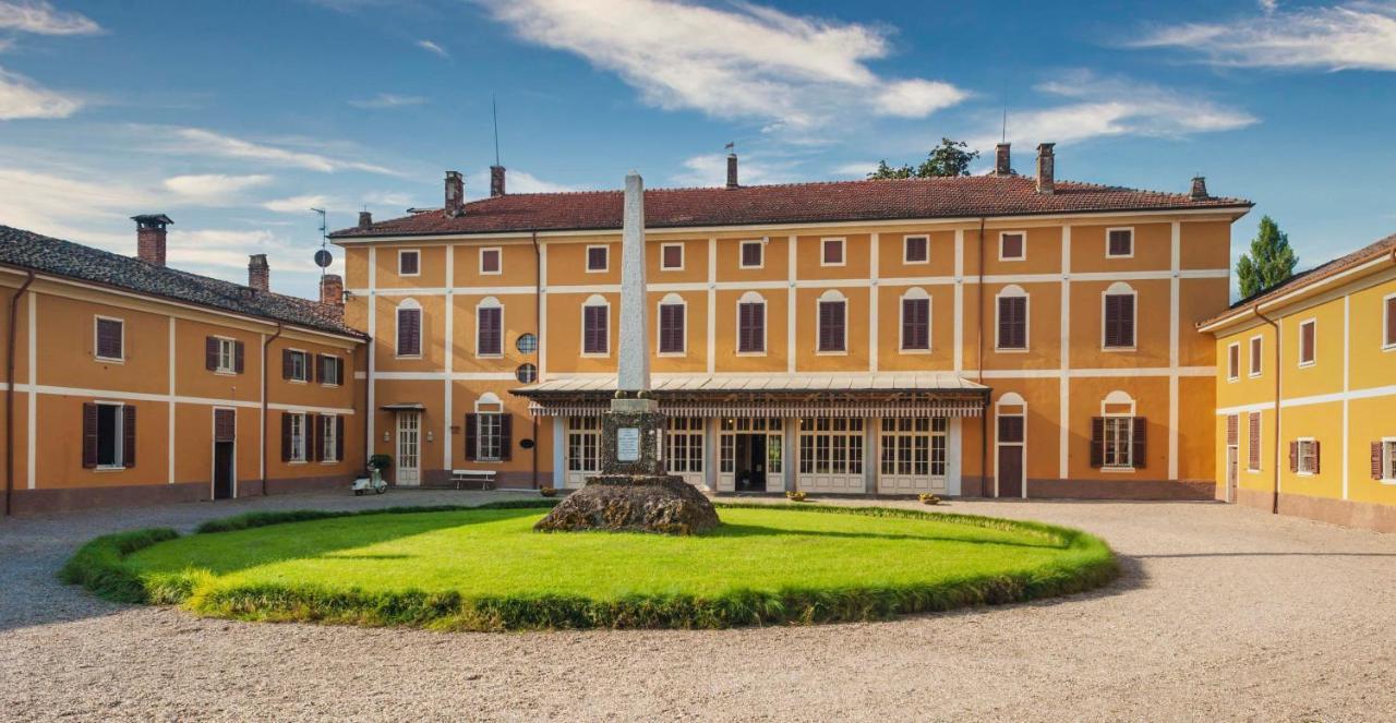 Palazzo Cavagna Sangiuliani Bed & Breakfast Bereguardo Luaran gambar