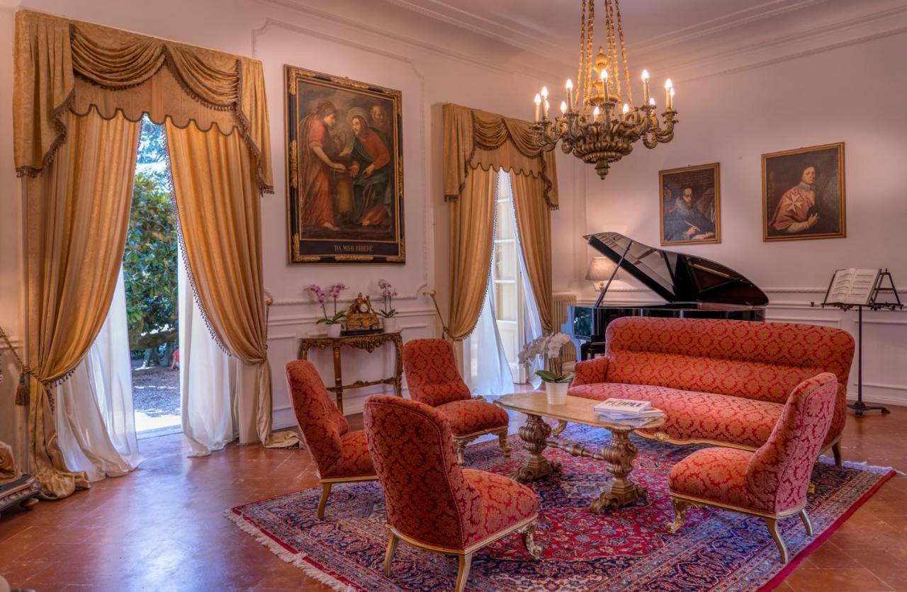 Palazzo Cavagna Sangiuliani Bed & Breakfast Bereguardo Luaran gambar