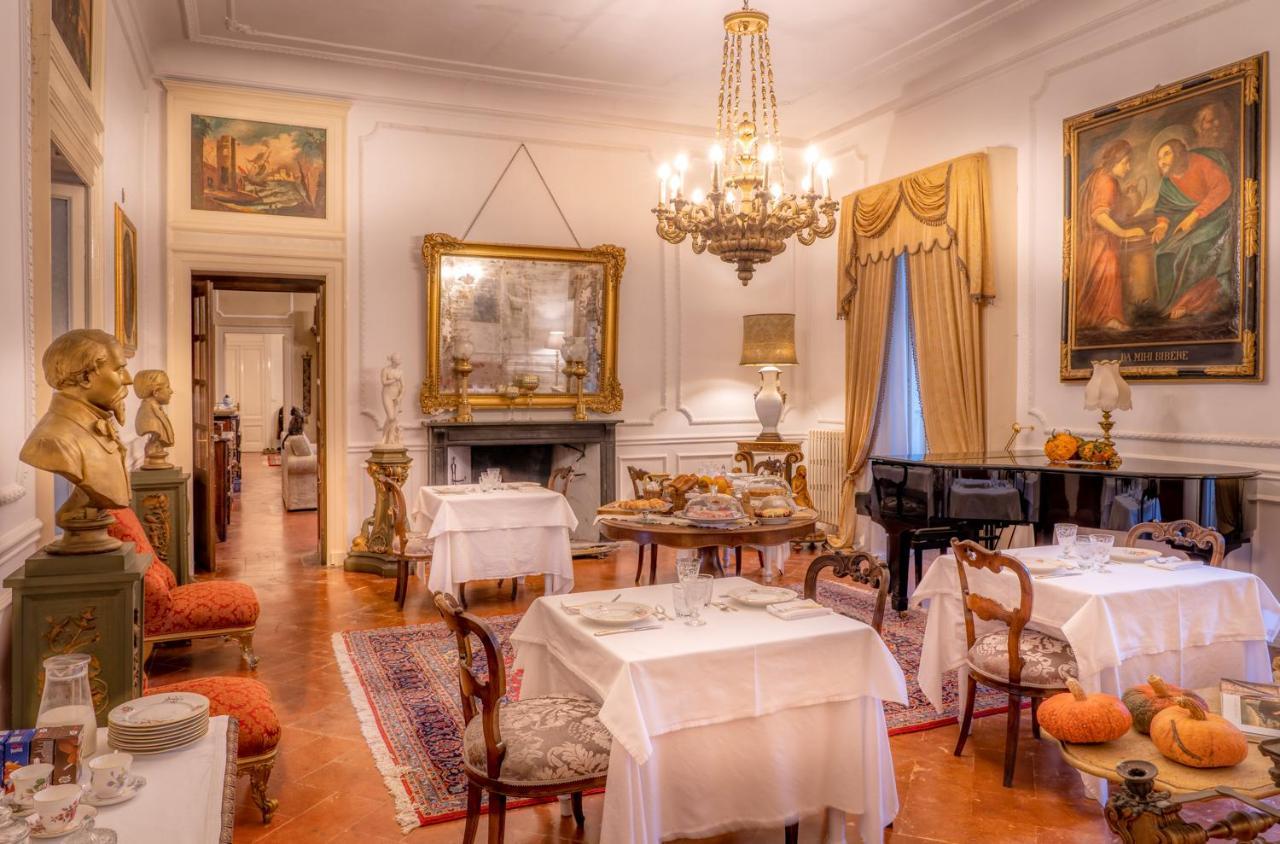 Palazzo Cavagna Sangiuliani Bed & Breakfast Bereguardo Luaran gambar